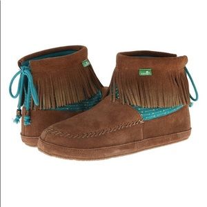 Women’s Sanuk Honey Bee Fringe Booties